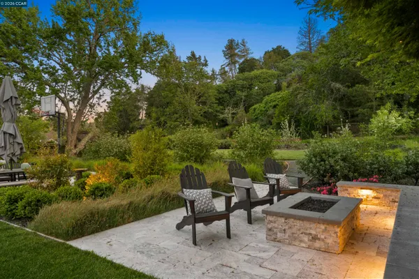 $3,750,000 | 246 Overhill Road, Orinda, CA 94563