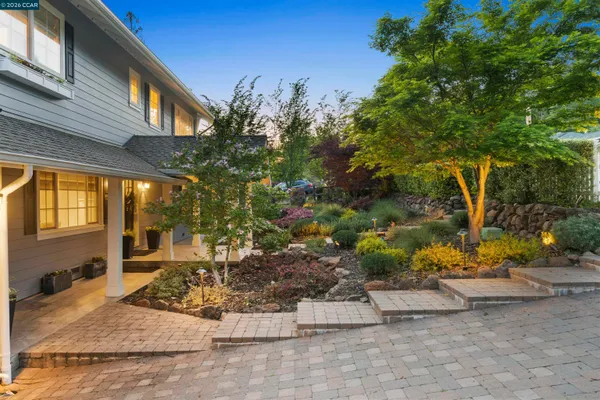 $3,750,000 | 246 Overhill Road, Orinda, CA 94563
