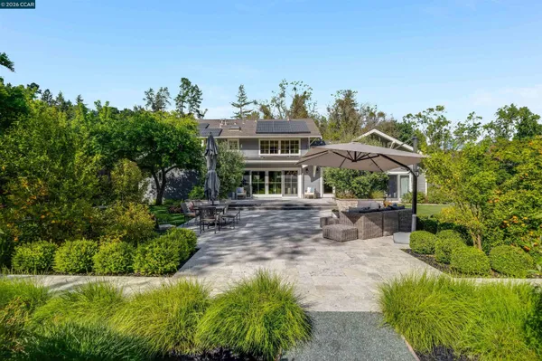 $3,750,000 | 246 Overhill Road, Orinda, CA 94563
