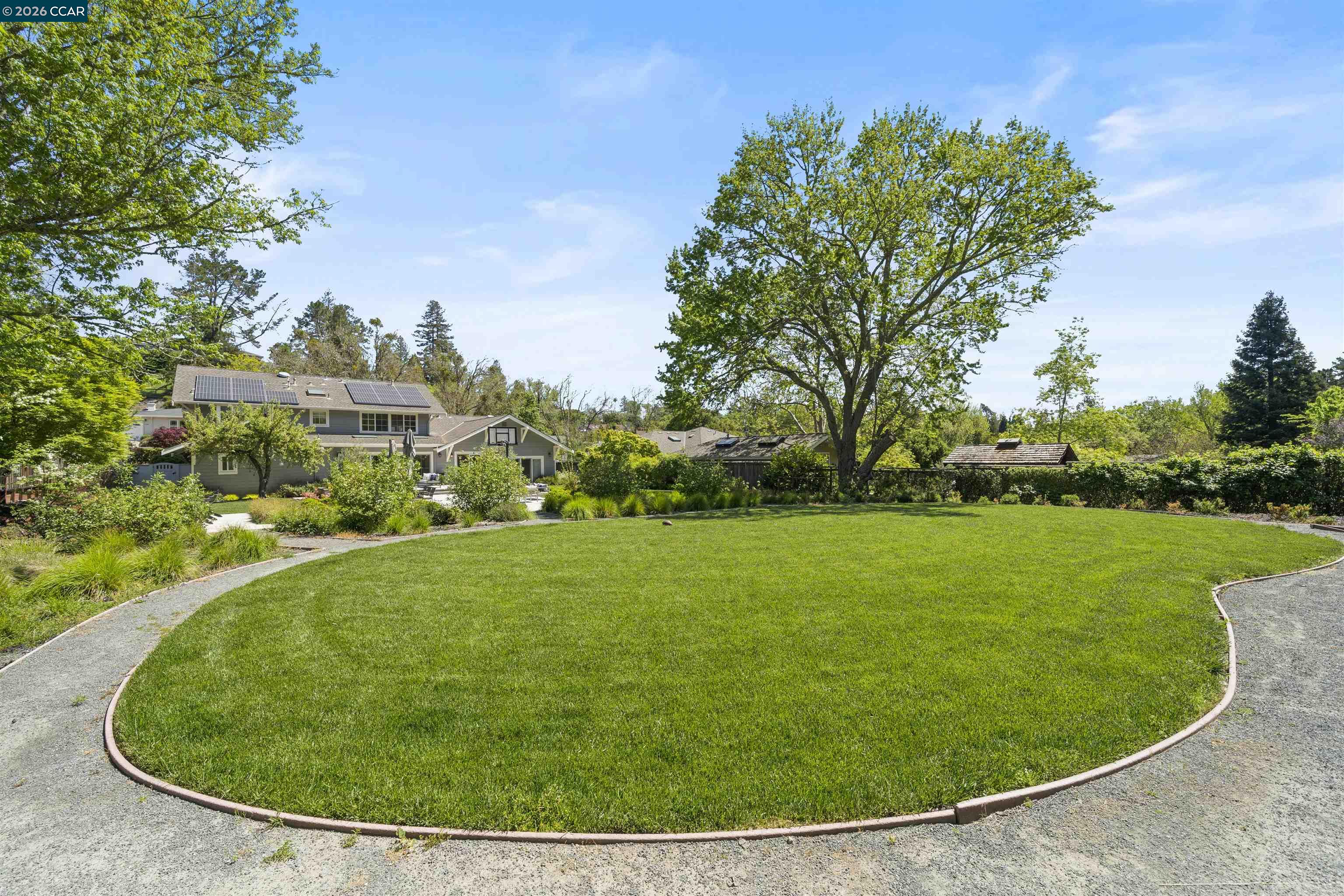 246 Overhill Road Orinda, CA 94563 - Photo 56 of 60