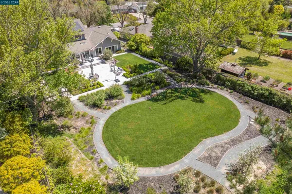 $3,750,000 | 246 Overhill Road, Orinda, CA 94563