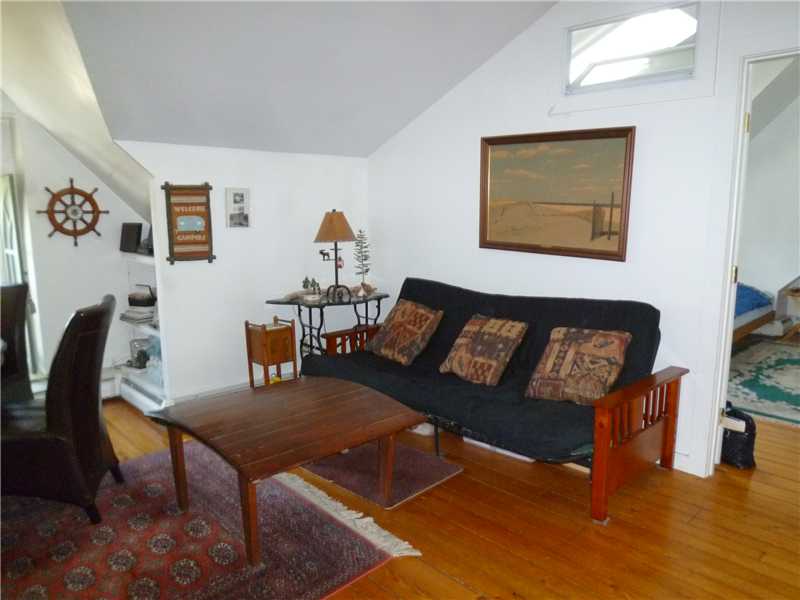 49 Merton Road, Unit 3 Newport, RI 02840 - Photo 7 of 22 Living Room.