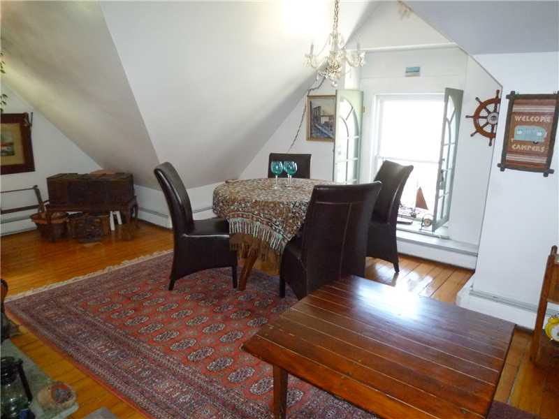 49 Merton Road, Unit 3 Newport, RI 02840 - Photo 10 of 22 Dining Area.