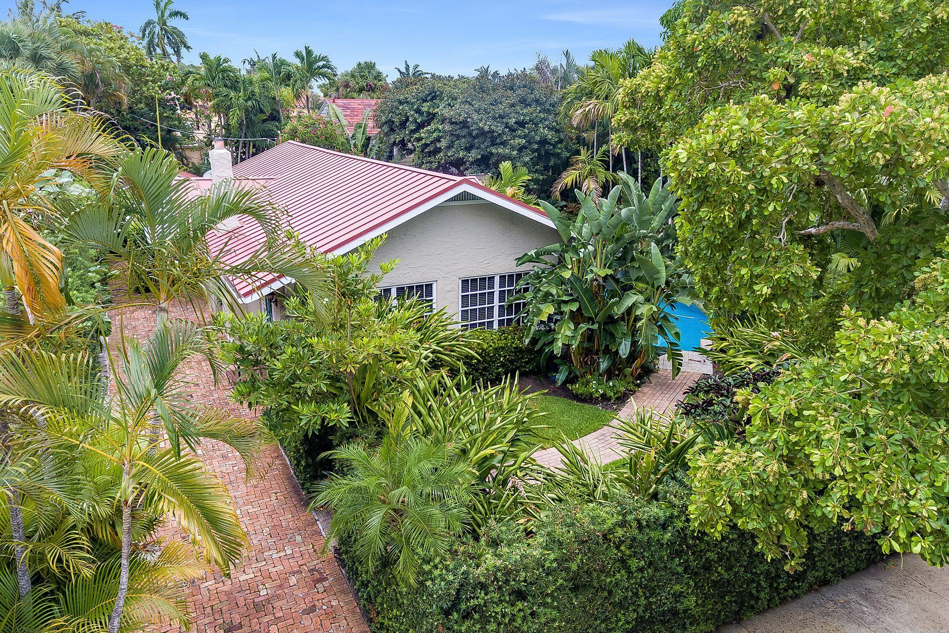 237 Dyer Road West Palm Beach, FL 33405 - Photo 1 of 36 Front