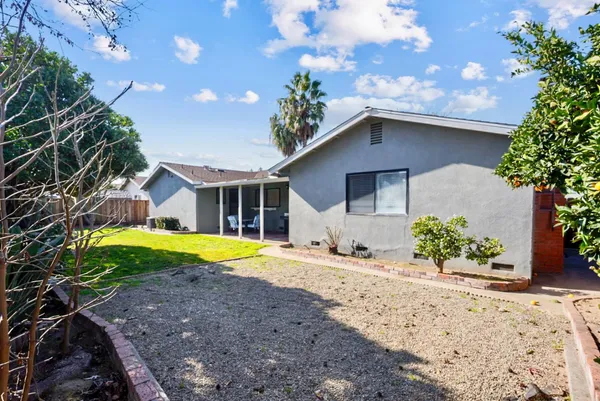 $529,000 | 1648 Olivewood Avenue, Manteca, CA 95336