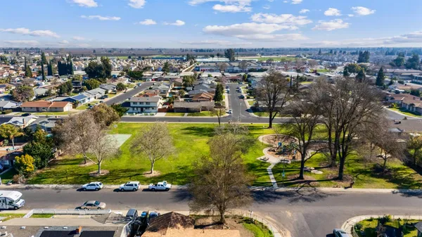 $529,000 | 1648 Olivewood Avenue, Manteca, CA 95336