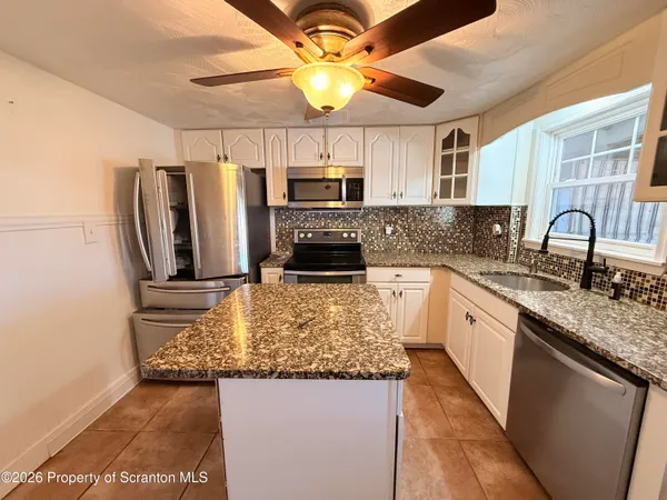 $1,350 | 324 Crown Avenue, Scranton, PA 18505