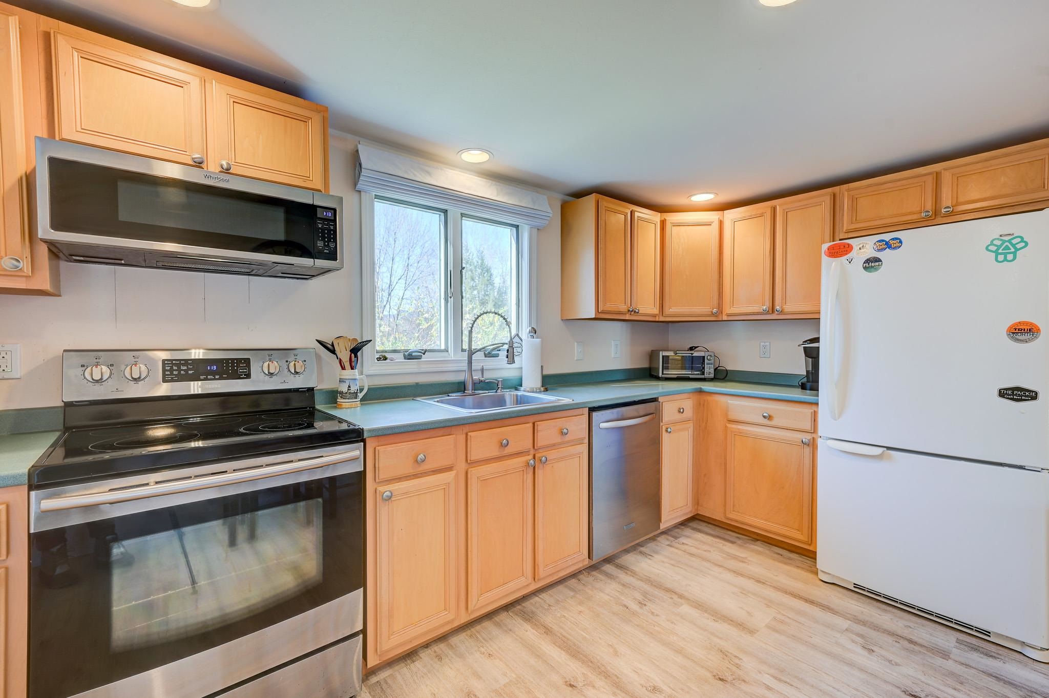 28 River Street Conway, NH 03818 - Photo 13 of 40