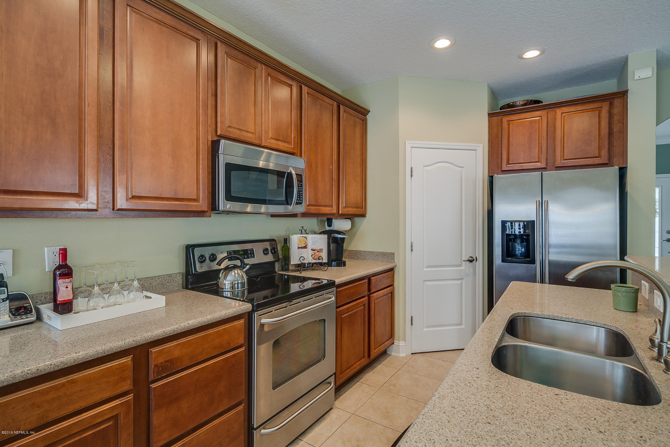 3724 Chasing Falls Road Orange Park, FL 32065 - Photo 12 of 31 Kitchen_-_3