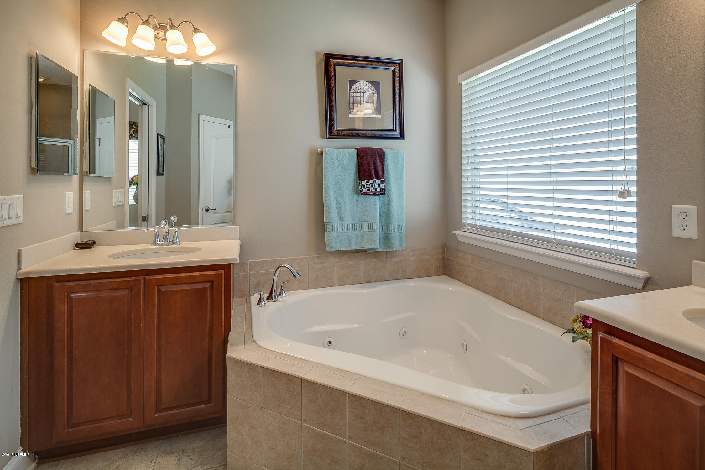 3724 Chasing Falls Road Orange Park, FL 32065 - Photo 17 of 31 Owners_Bath_-_1