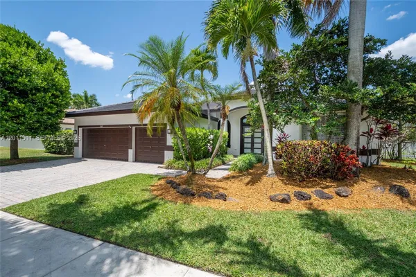 $8,000 | 812 Regal Cove Road, Weston, FL 33327