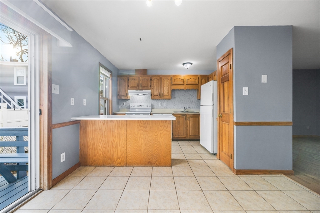 22 Pleasant Street, Unit D Lawrence, MA 01841 - Photo 10 of 32