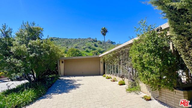 $2,360,000 | 7545 Kimdale Lane, Los Angeles, CA 90046