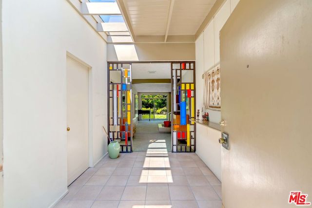 $2,360,000 | 7545 Kimdale Lane, Los Angeles, CA 90046