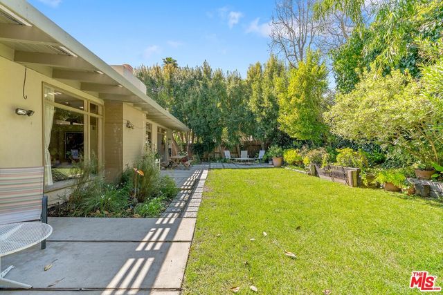 $2,360,000 | 7545 Kimdale Lane, Los Angeles, CA 90046