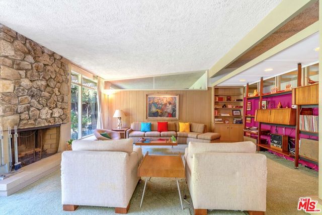 $2,360,000 | 7545 Kimdale Lane, Los Angeles, CA 90046