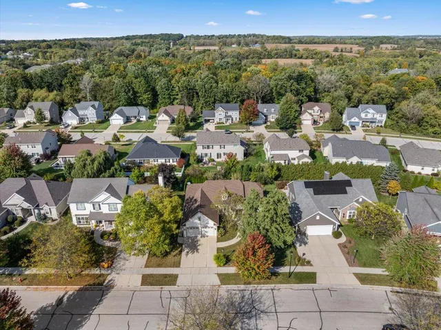 $473,000 | N174W20270 Raymond Road, Jackson, WI 53037