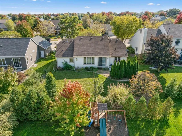 $473,000 | N174W20270 Raymond Road, Jackson, WI 53037