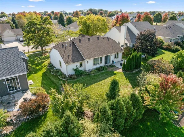 $473,000 | N174W20270 Raymond Road, Jackson, WI 53037