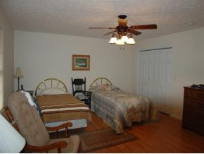 416 Cedar Branch Road Kingsport, TN 37664 - Photo 6 of 12 master bedroom