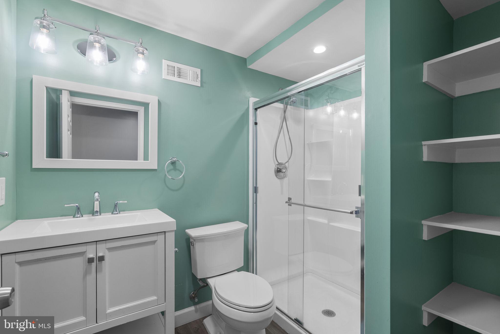 11645 Sun Cir Way Columbia, MD 21044 - Photo 35 of 44 full bathroom in LL