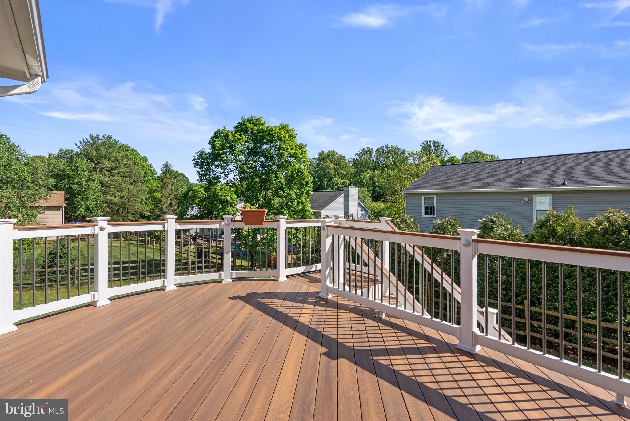 11645 Sun Cir Way Columbia, MD 21044 - Photo 40 of 44 back deck off porch