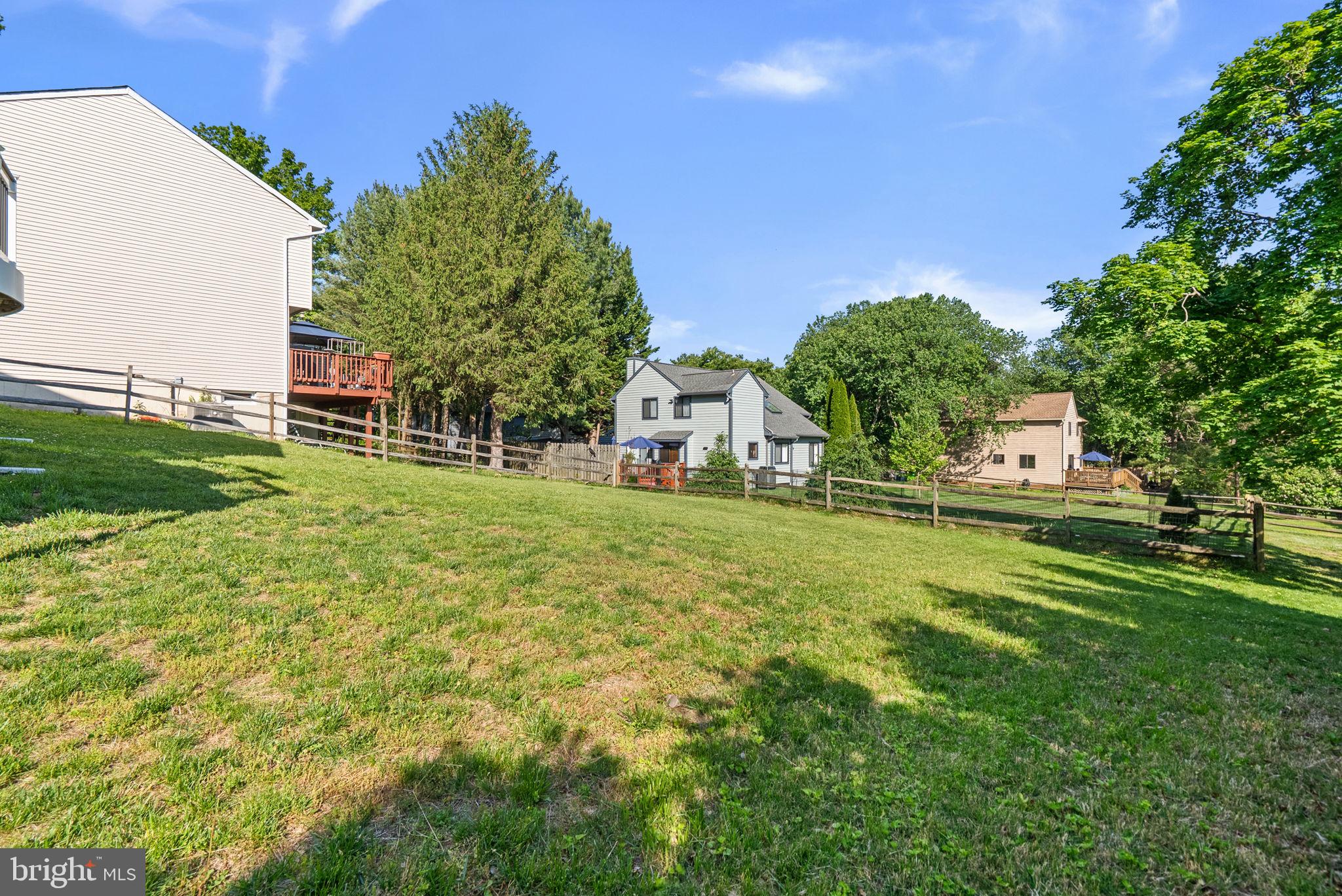 11645 Sun Cir Way Columbia, MD 21044 - Photo 41 of 44 yard view