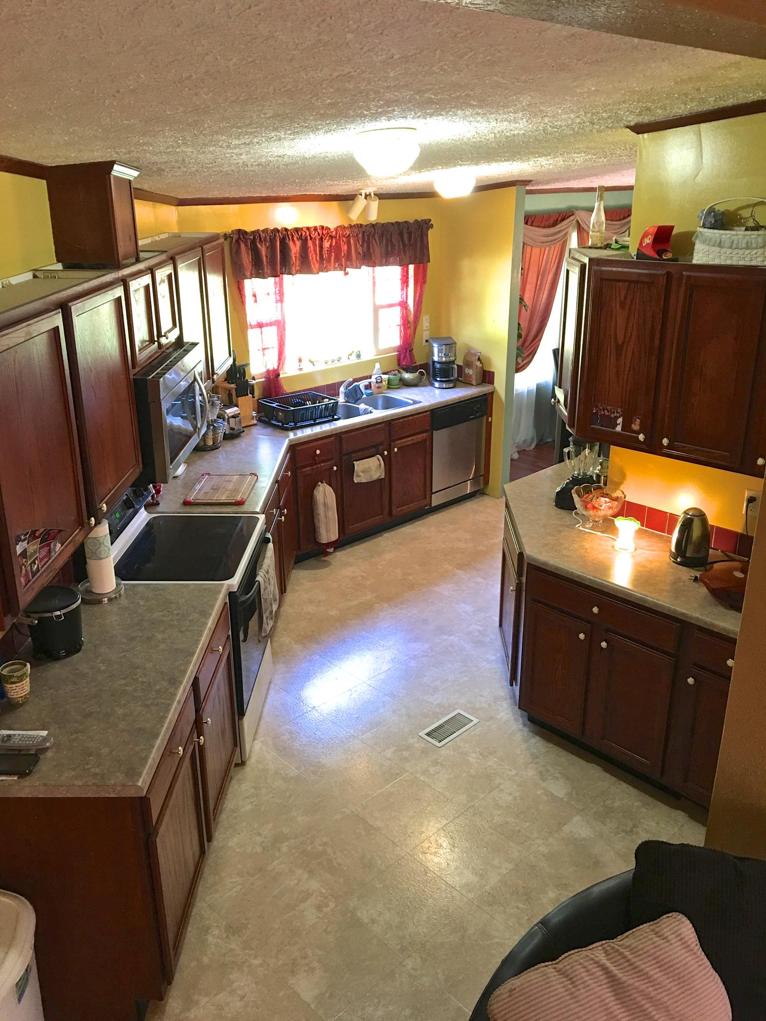 8811 Three Points Road Mascot, TN 37806 - Photo 8 of 28 Kitchen