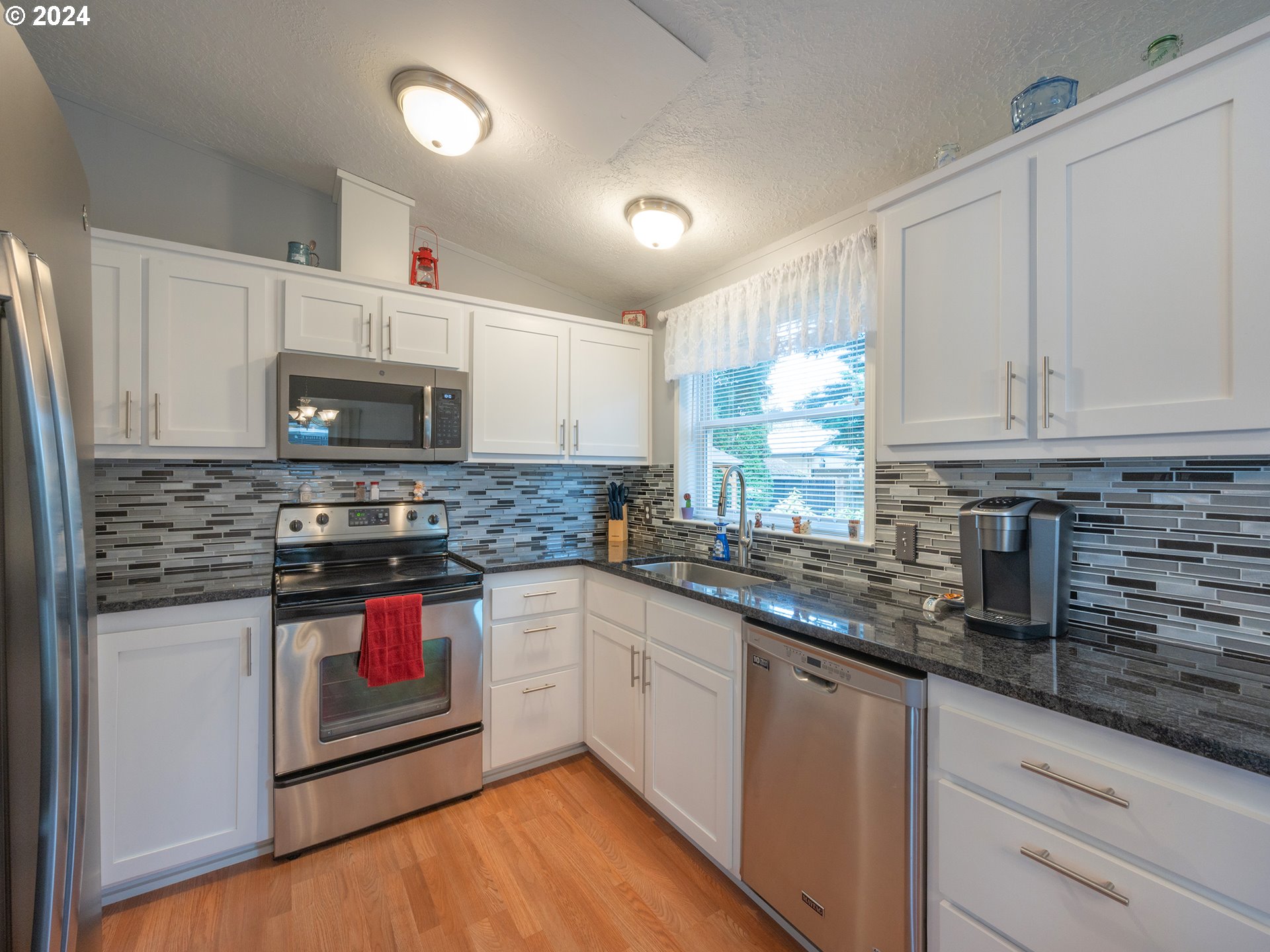 1653 Harbor Drive Springfield, OR 97477 - Photo 14 of 41 Gallery Image 14
