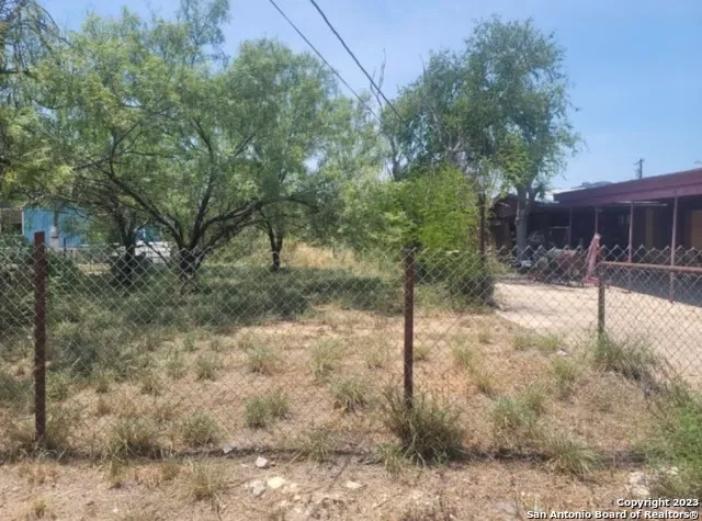 $25,000 | Lot 13 North 8th Street, Carrizo Springs, TX 78834