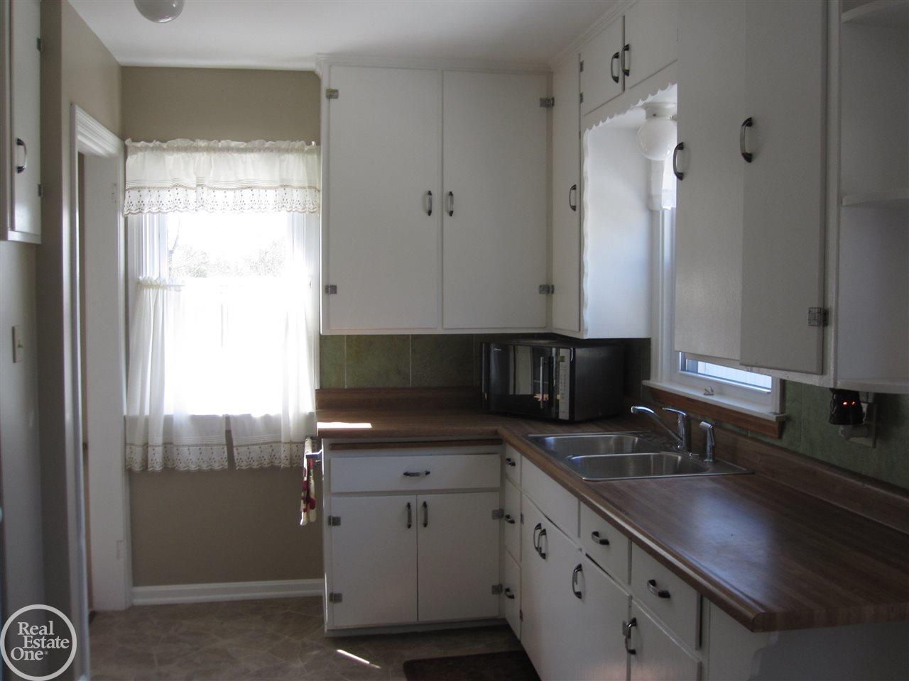 2645 Goodells Road Goodells, MI 48027 - Photo 5 of 36