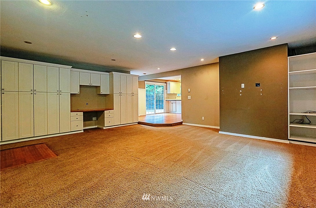 11338 Southeast Sedgwick Road Port Orchard, WA 98366 - Photo 12 of 19 Gallery Image 12