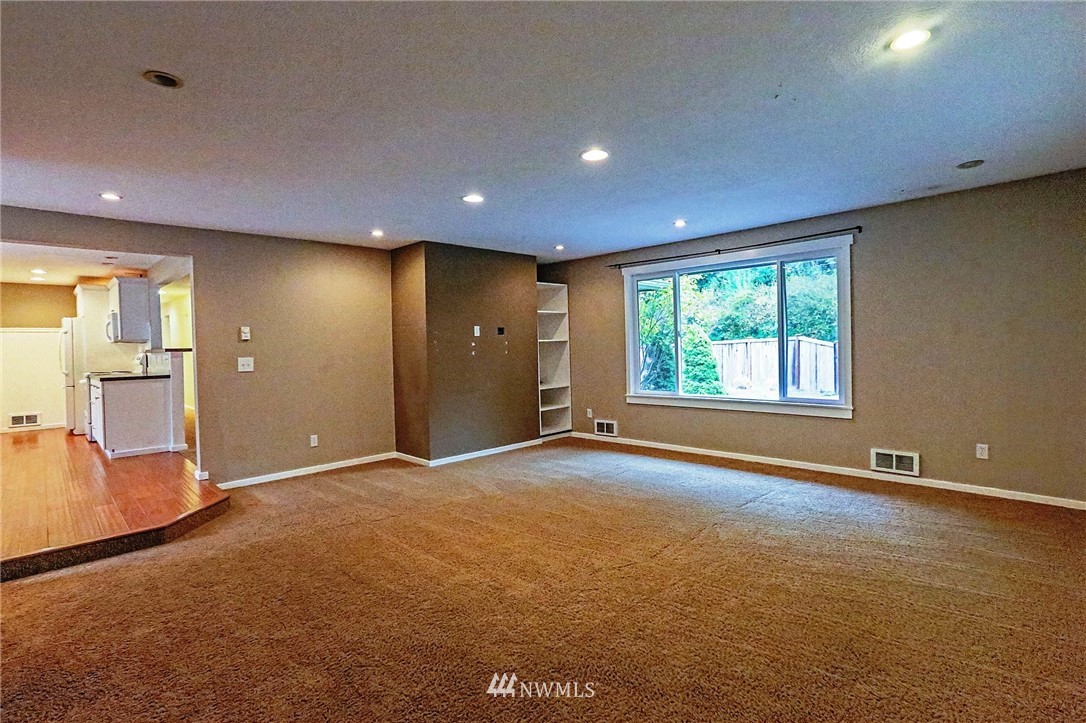 11338 Southeast Sedgwick Road Port Orchard, WA 98366 - Photo 13 of 19 Gallery Image 13