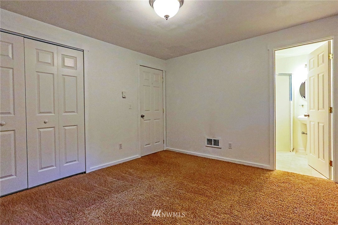 11338 Southeast Sedgwick Road Port Orchard, WA 98366 - Photo 14 of 19 Gallery Image 14