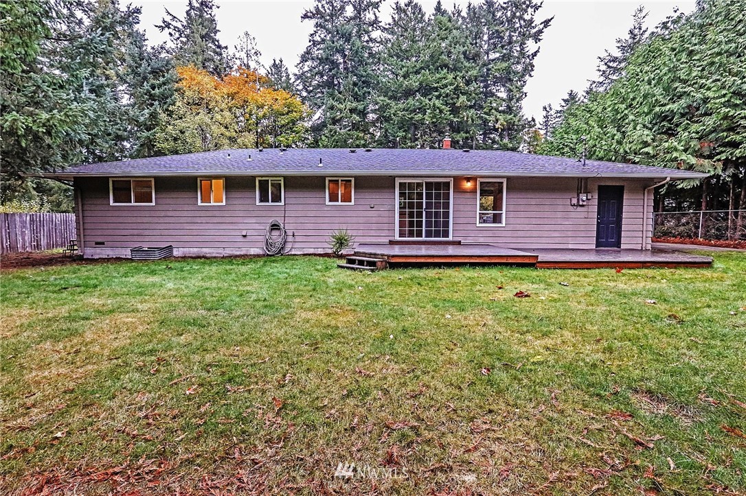 11338 Southeast Sedgwick Road Port Orchard, WA 98366 - Photo 3 of 19 Gallery Image 3