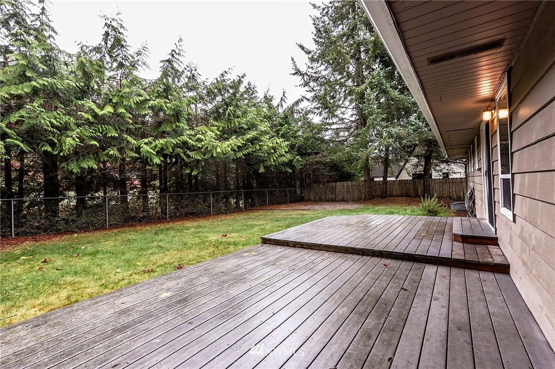 11338 Southeast Sedgwick Road Port Orchard, WA 98366 - Photo 5 of 19 Gallery Image 5