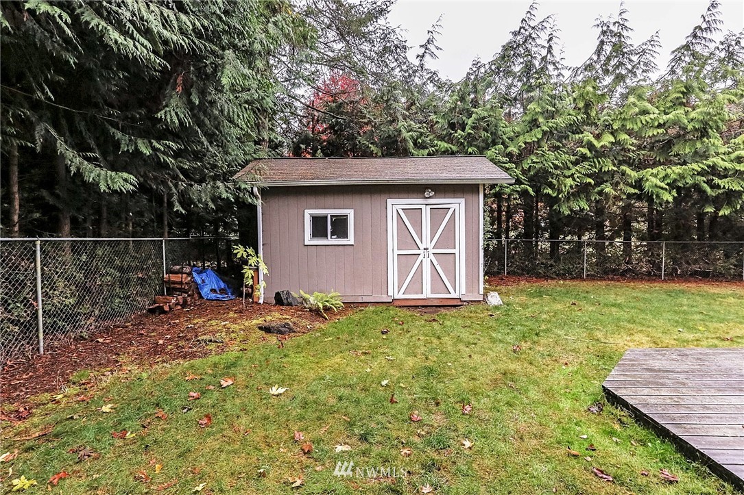 11338 Southeast Sedgwick Road Port Orchard, WA 98366 - Photo 6 of 19 Gallery Image 6