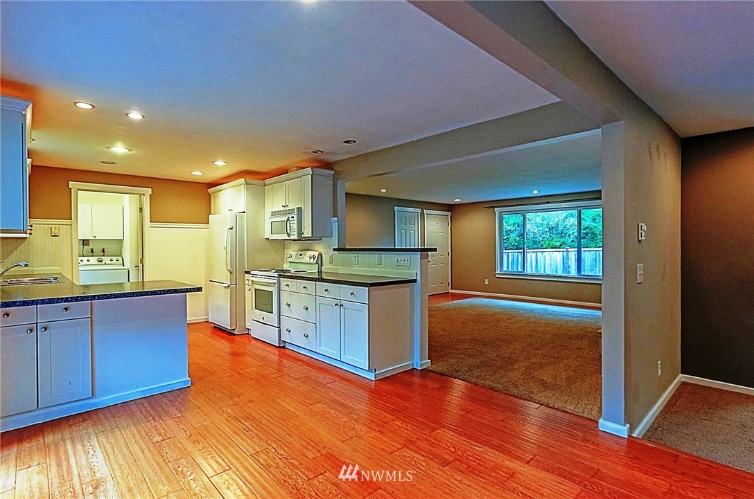 11338 Southeast Sedgwick Road Port Orchard, WA 98366 - Photo 8 of 19 Gallery Image 8