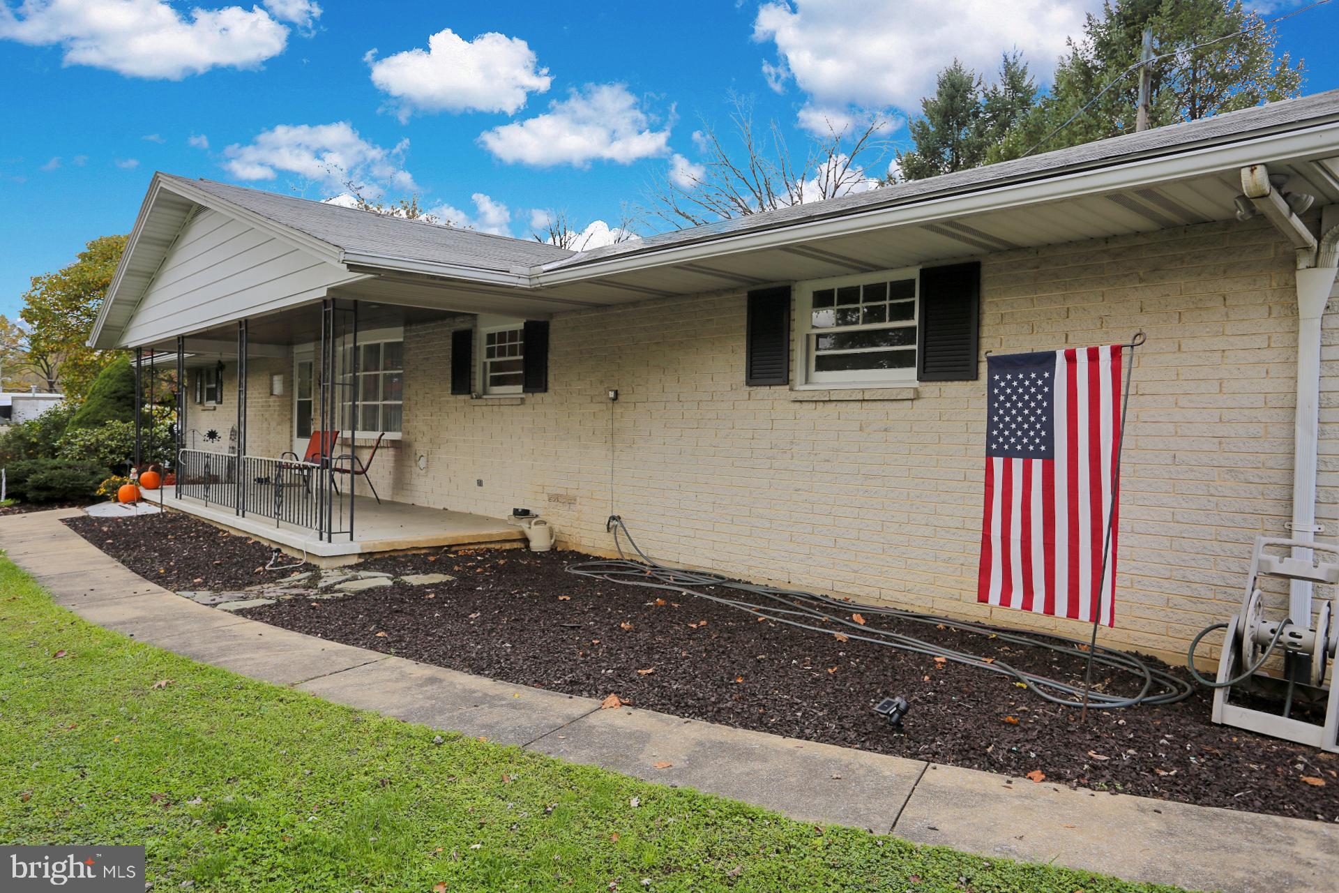 12 Koch Road Reading, PA 19605 - Photo 3 of 23 Gallery Image 3