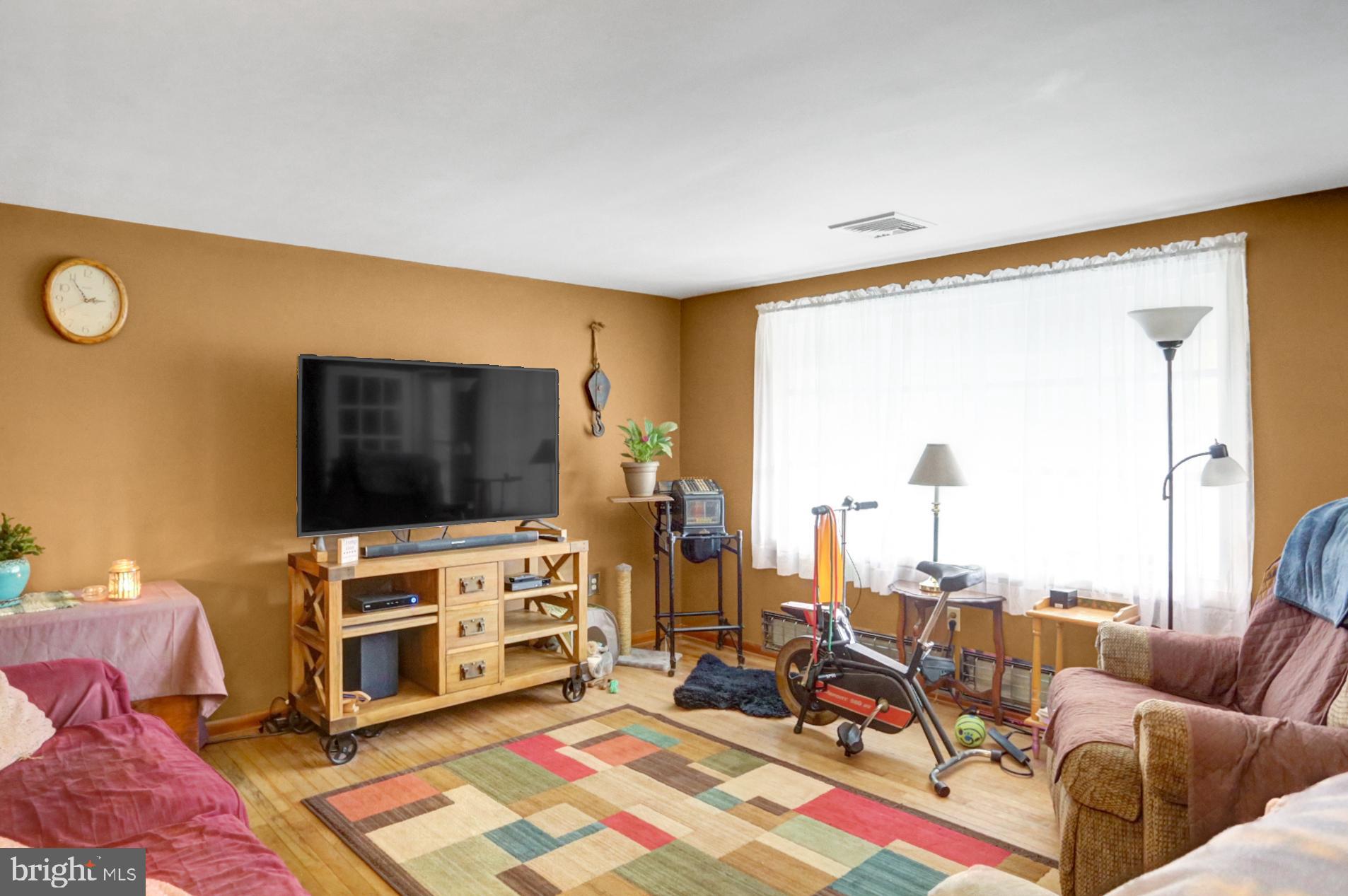 12 Koch Road Reading, PA 19605 - Photo 5 of 23 Gallery Image 5