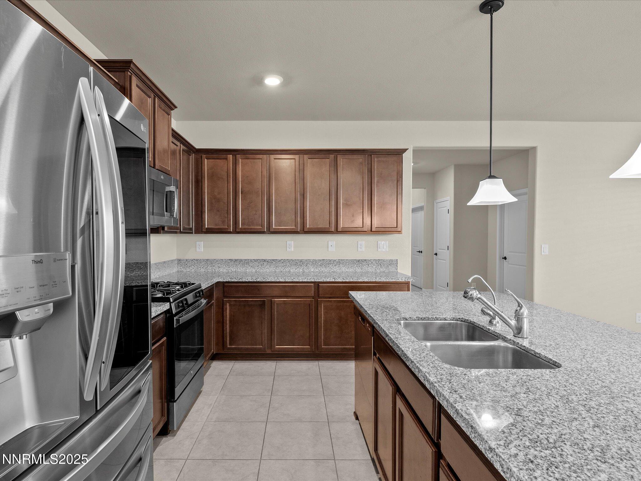 110 Finney Street Dayton, NV 89403 - Photo 25 of 39 25-110 Finney St-124