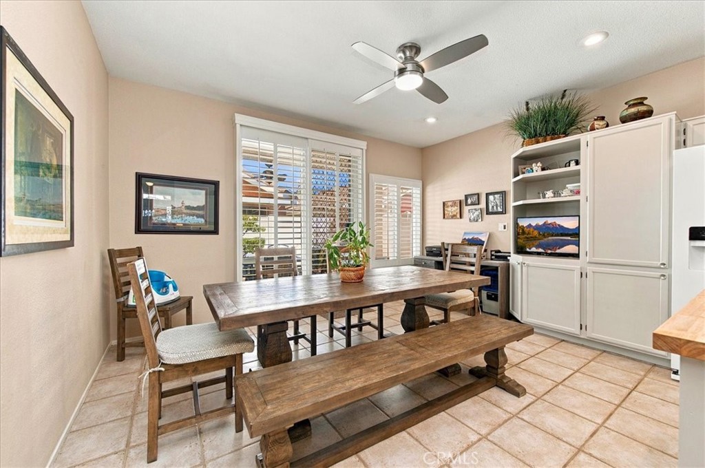 27832 Ruggie Road Menifee, CA 92585 - Photo 15 of 43 Gallery Image 15