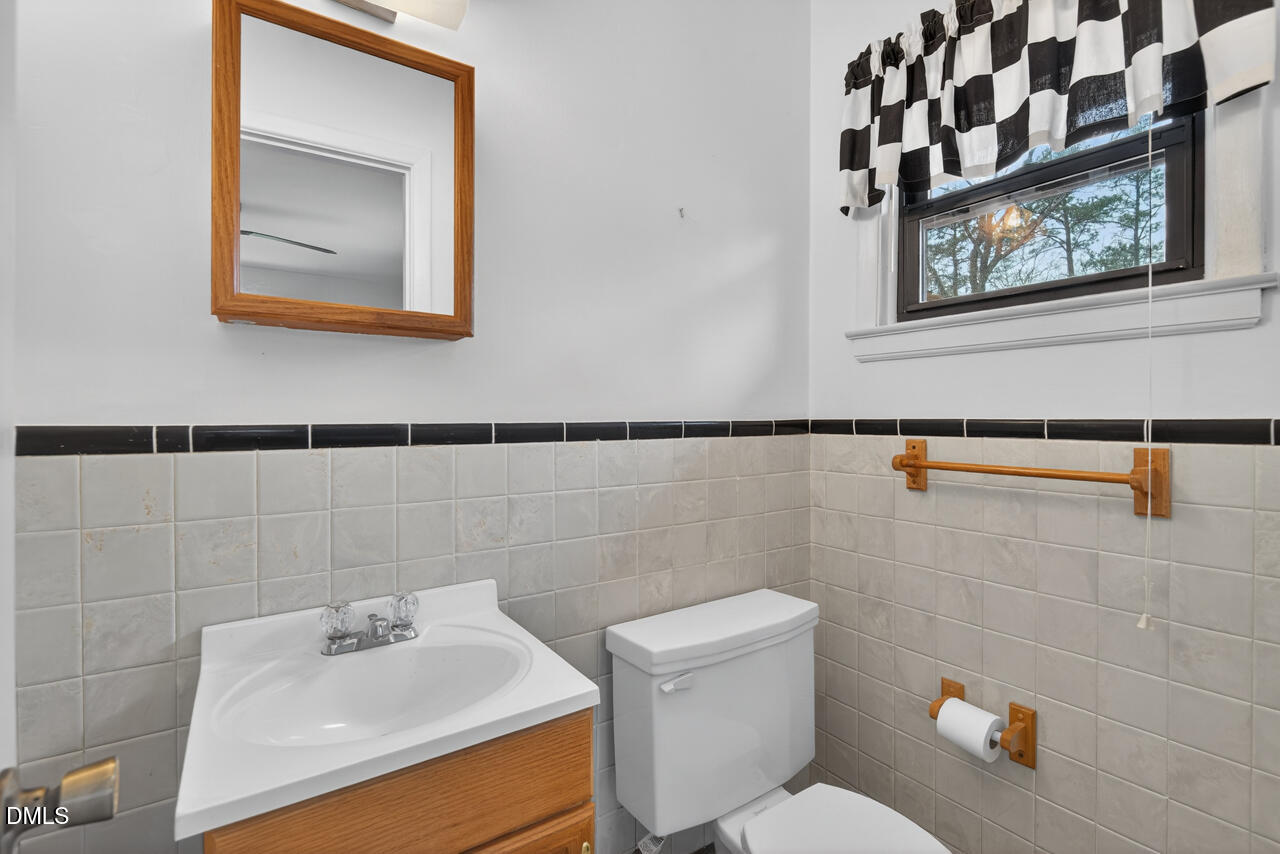 622 Lynn Road Durham, NC 27703 - Photo 11 of 22 20
