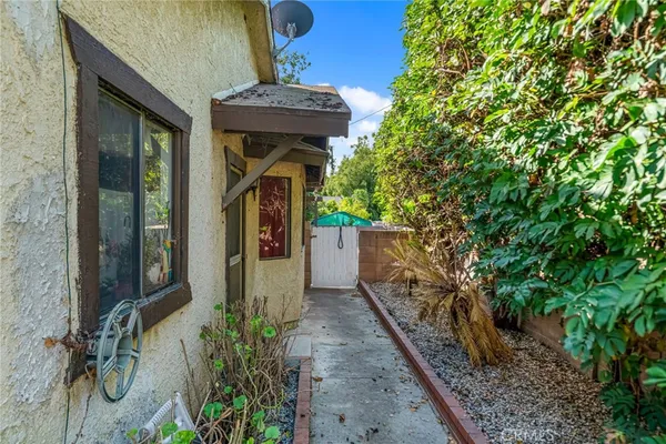 $899,000 | 12650 Glenshire Road, Downey, CA 90242