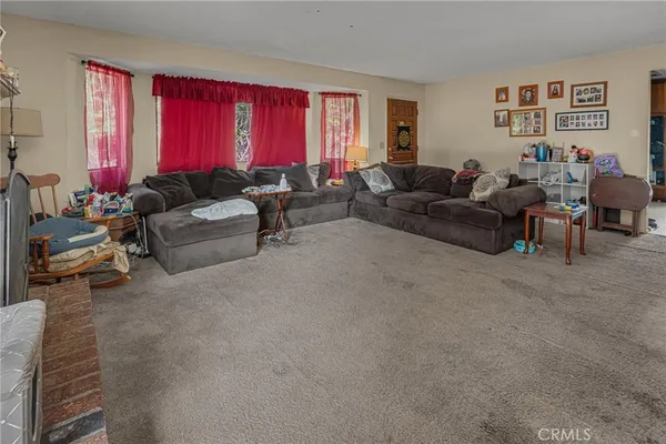 $899,000 | 12650 Glenshire Road, Downey, CA 90242