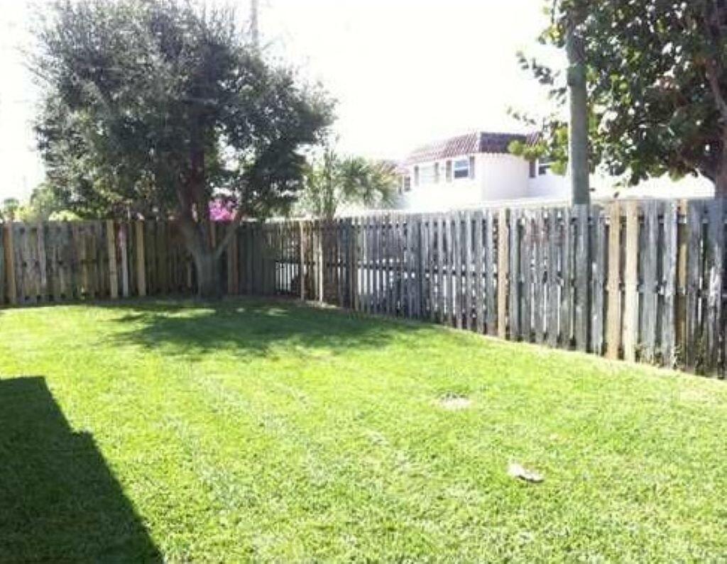 518 Northeast 48th Street Boca Raton, FL 33431 - Photo 5 of 15 20150609191245548250000000-o