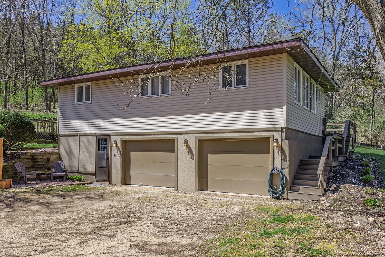 W12115 Slack Road Lodi, WI 53555 - Photo 4 of 55
