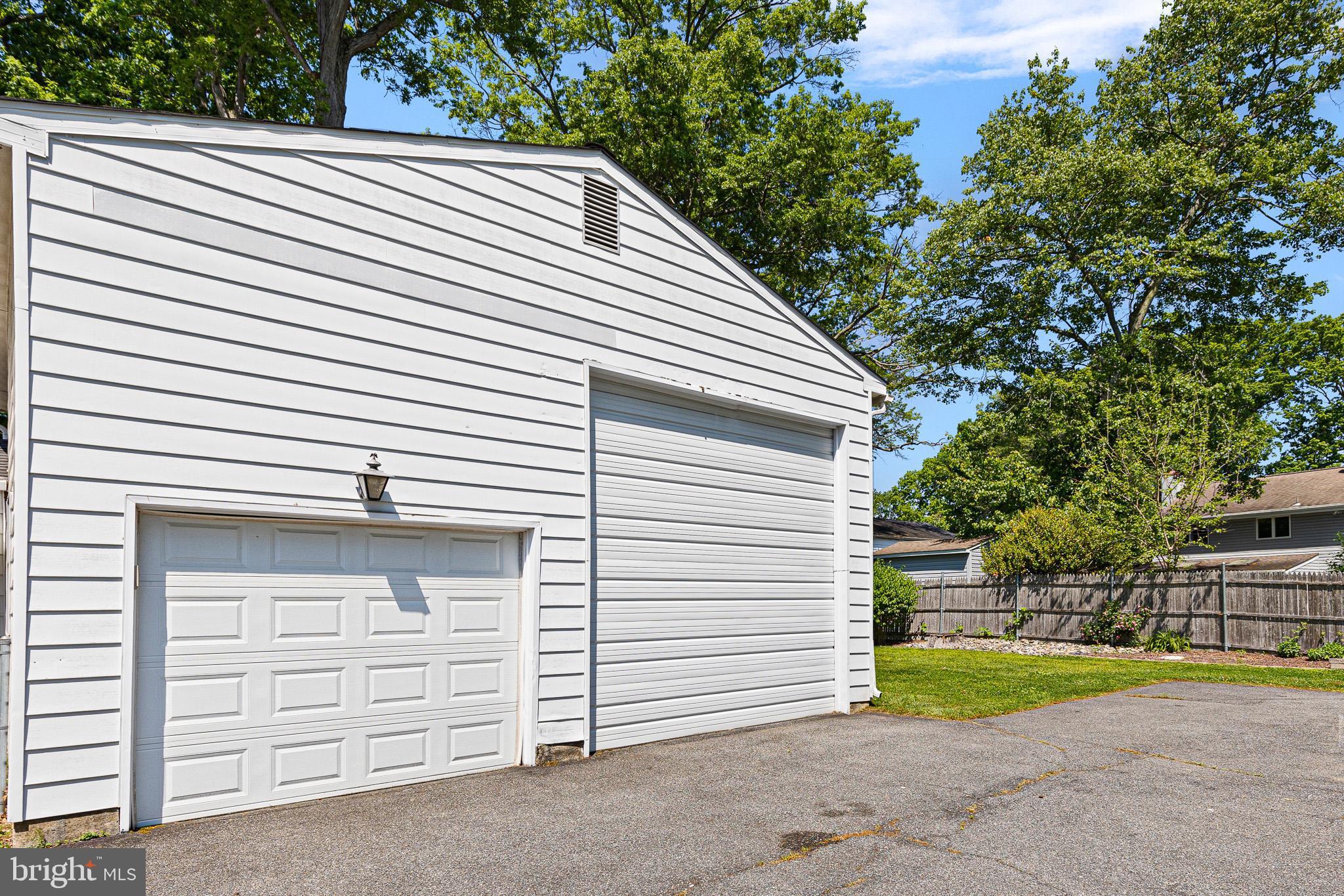 1302 Barksdale Road Newark, DE 19711 - Photo 4 of 23