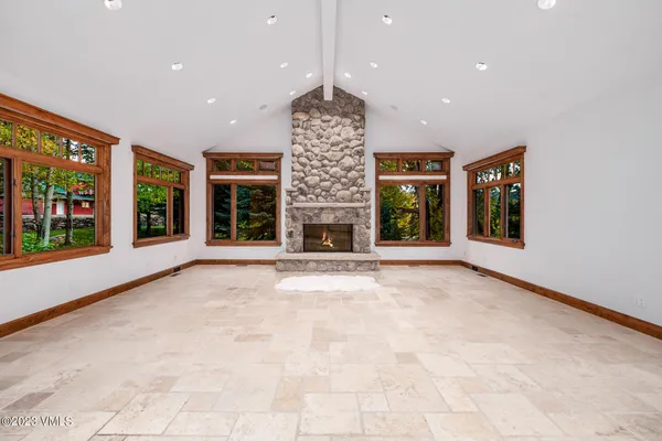 $3,750,000 | 983 Beard Creek Road, Edwards, CO 81632