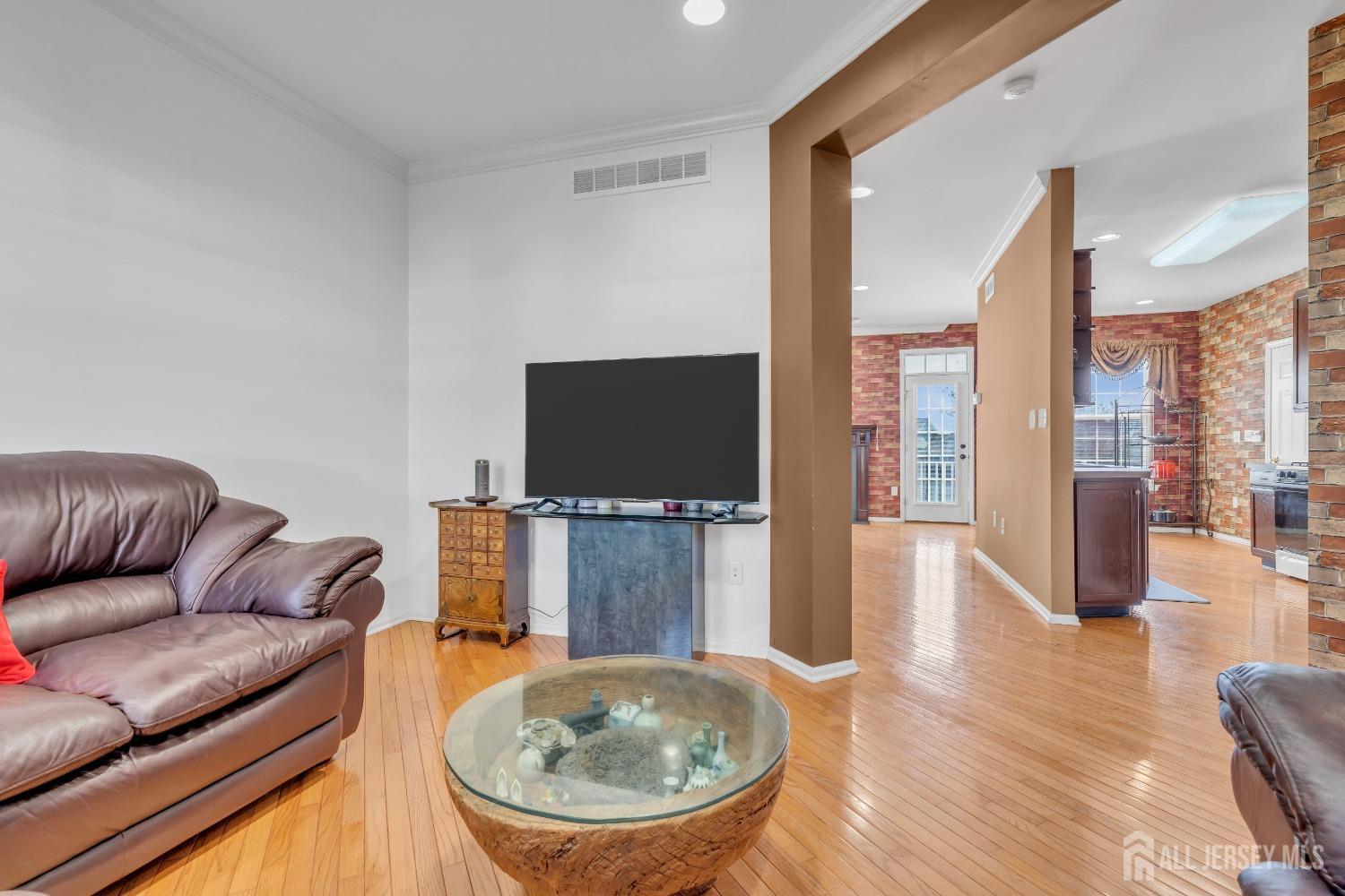 1 Kushnetki Road Parlin, NJ 08859 - Photo 8 of 28 Gallery Image 8
